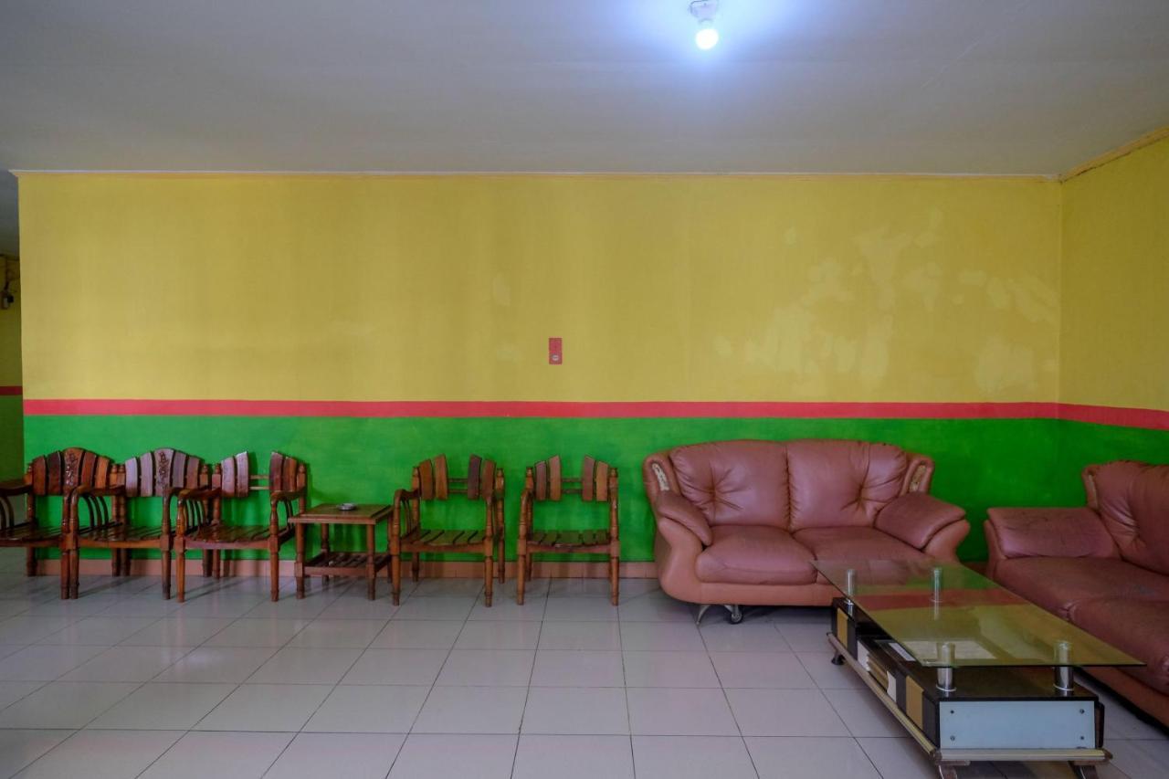 Reddoorz Near Pelabuhan Nusantara Parepare 外观 照片