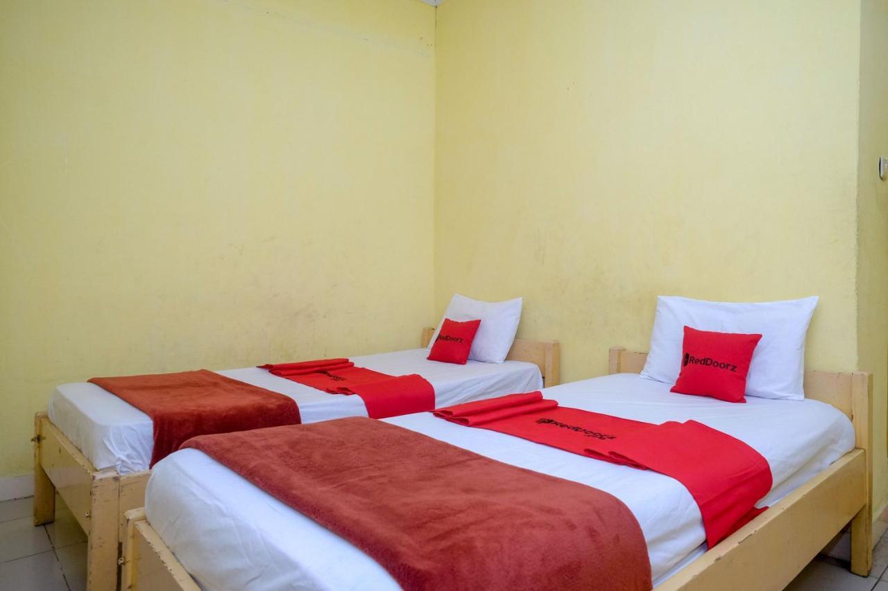 Reddoorz Near Pelabuhan Nusantara Parepare 外观 照片