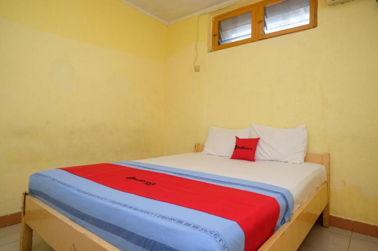 Reddoorz Near Pelabuhan Nusantara Parepare 外观 照片
