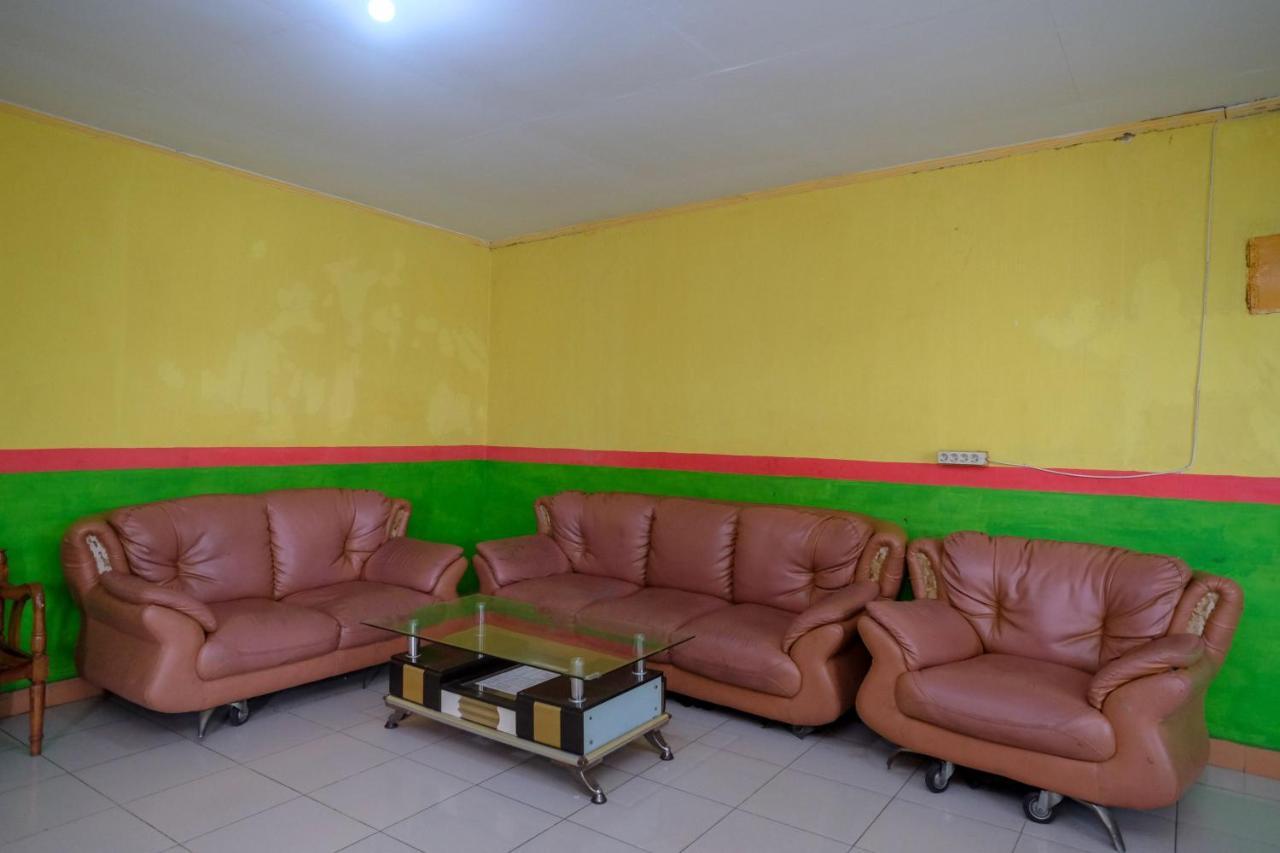 Reddoorz Near Pelabuhan Nusantara Parepare 外观 照片